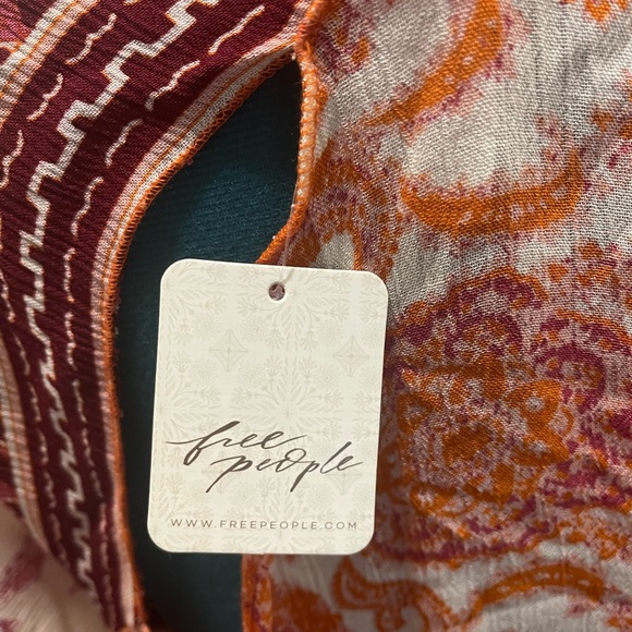 Free People New Kimono Flowy Butterfly Style NWT - Picture 2 of 7